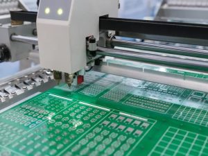 Difference Between Double-Sided PCB and Single-Sided PCB in Manufacturing